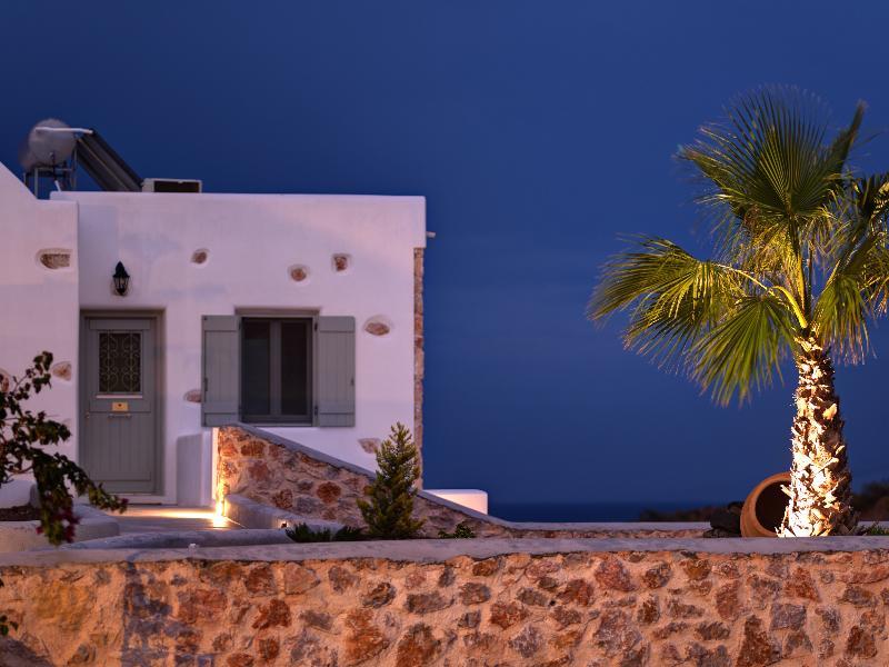 Desiterra Resort Suites & Villas Karterádos Eksteriør bilde