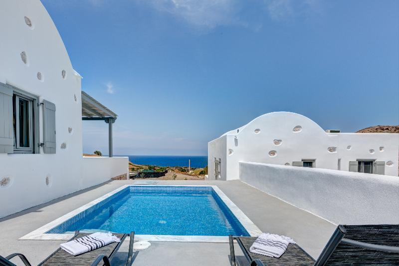 Desiterra Resort Suites & Villas Karterádos Eksteriør bilde