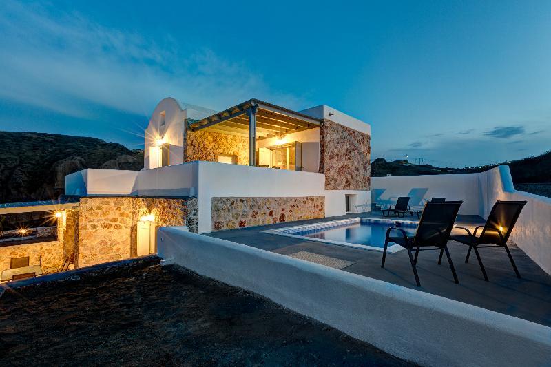 Desiterra Resort Suites & Villas Karterádos Eksteriør bilde